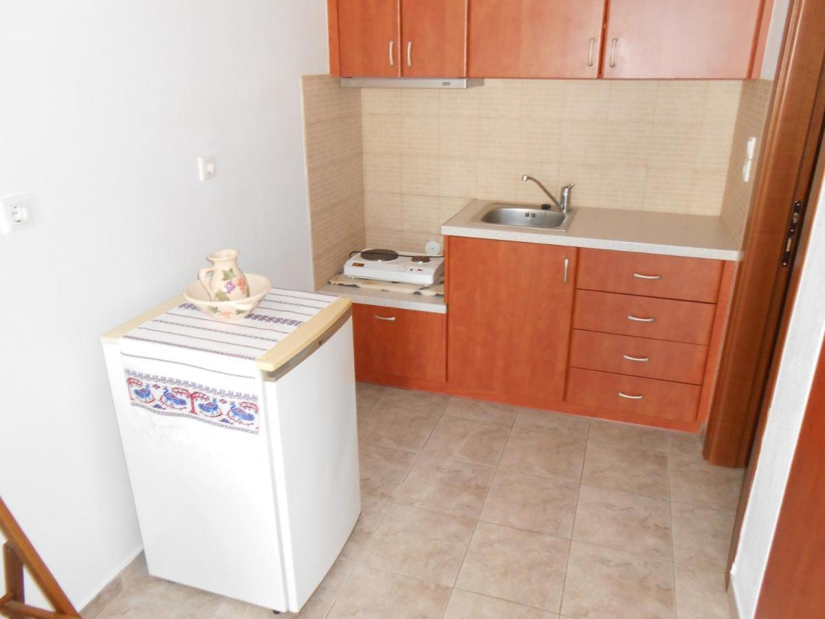 Chrysolithos Kerami Apartments Halkío Kültér fotó